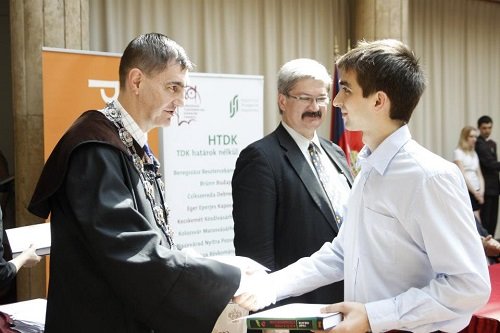 kzgazdasgtudomnyiszekci01.jpg